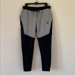 Like new Nike men’s joggers xl